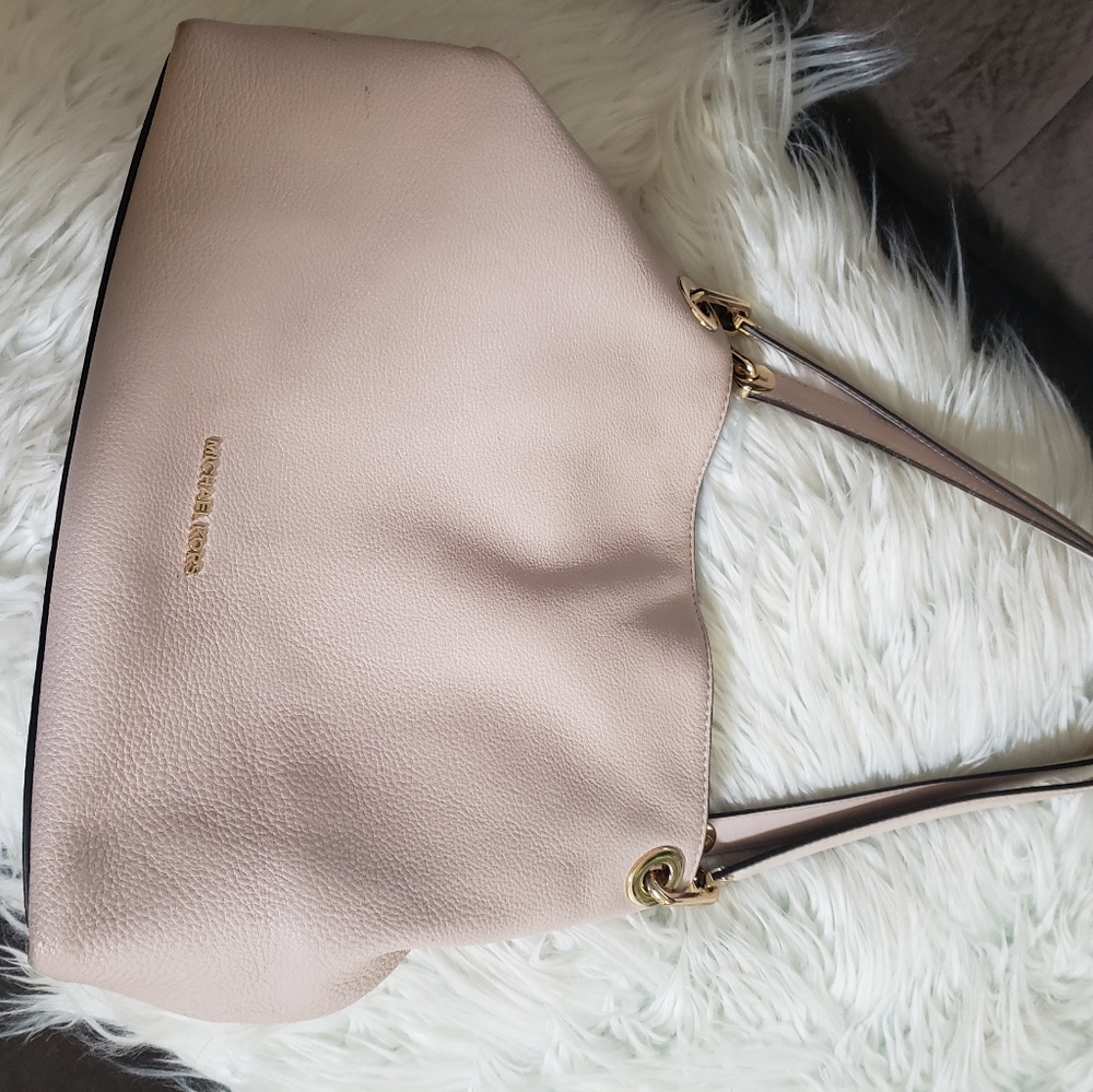Michael Kors shoulder bag.